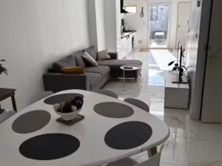 location meublée maison 4 pièces 100 m² à la madeleine (59110)  1 949 €