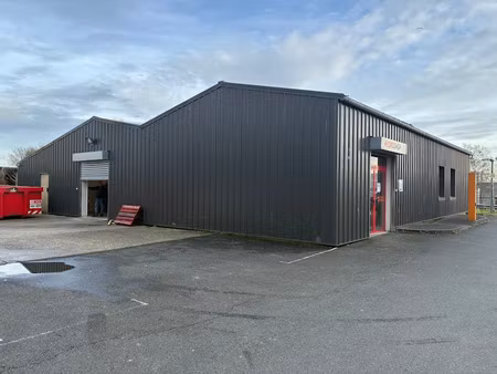 location locaux professionnels 290 m² à amiens (80000)  1 500 €