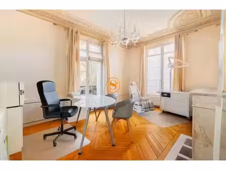 location locaux professionnels 0 pièces 18.56 m² à chantilly (60500)  1 115 €