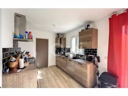 location maison  m² t-3 à terrasson-lavilledieu  860 €