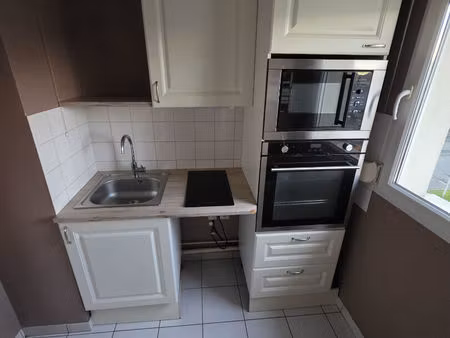 appartement petit couronne 3 pièce(s) 50.82 m2 + 2 places de stationnement