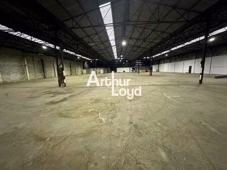 local d'activités à louer