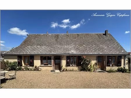centre de courville sur eure- maison de plain-pied  surface- 92m²  terrain clos de 395 m²