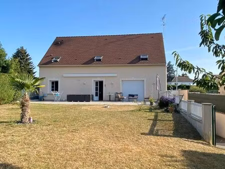 vente maison 7 pièces 194 m2 à sainte-geneviève