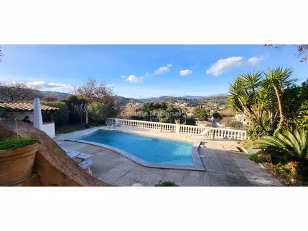 rare ! maison ind pegomas 5 pièce(s) 124 m2 sur terrain de 700m2 avec piscine