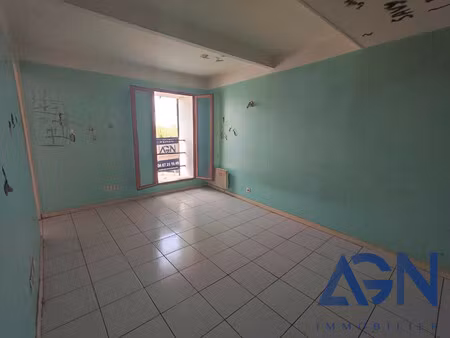 sous offre : appartement 2 pièces de 34 6m² avec vue sur l'hé