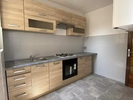 appartement t3 à louer - 3 pièces - 71 m2 - annonay - 07 - rhone-alpes
