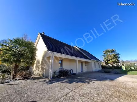 pavillon 6 pièces 145 m²