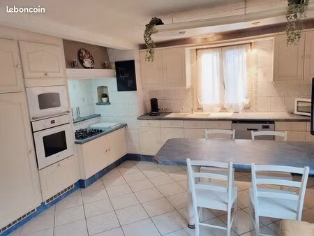 4 pièces meublé centre ville avec terrasse et jardin