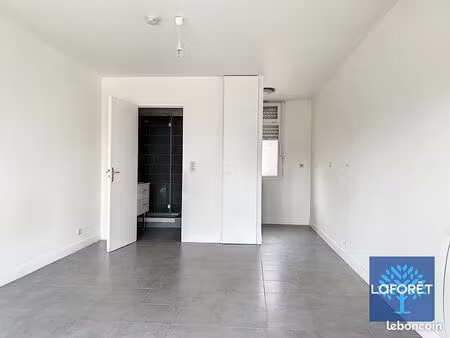 studio 1 pièce 22 m²