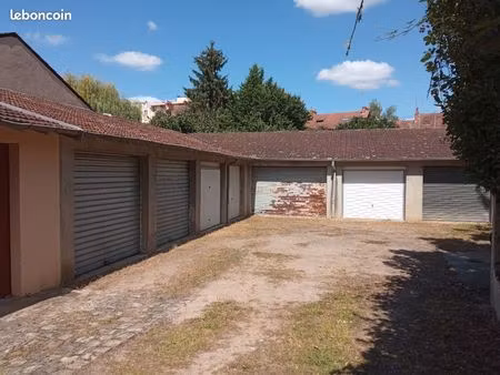 garage box montluçon proche du centre