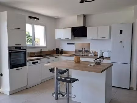 maison proche roche sur yon