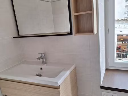 f4 de 78m2 avec terrasse