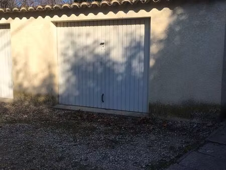 garage à louer