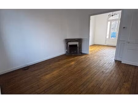 location maison  137 m² t-6 à compiègne  1 600 €