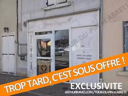 vente local commercial 2 pièces 31 m2 à les abrets en dauphiné
