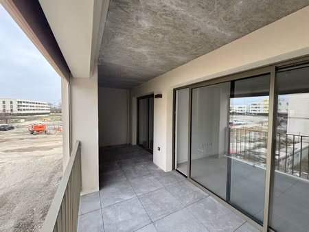 appartement t2 neuf de 48m2 hab  28m2 de terrasses et 1 par