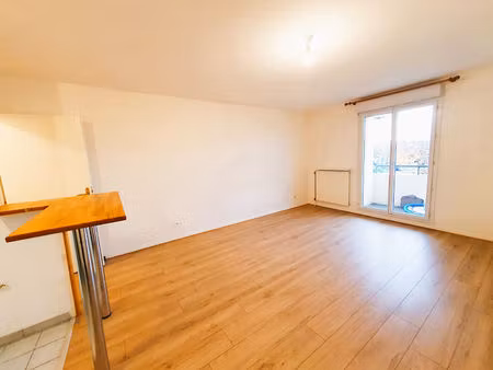 appartement roissy en brie 2 pièce 41 73 m²