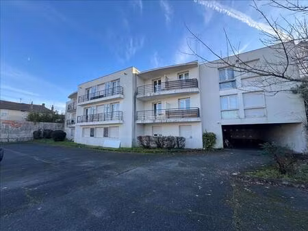 appartement - rdc - 22 m2 - 1 pièce - non meublé