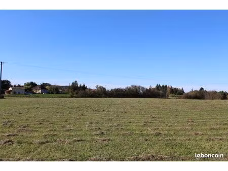 a saisir terrain a batir à monpazier