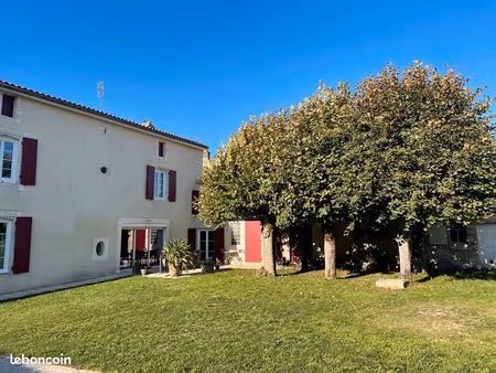 maison 7 pièces 200 m²