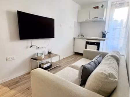 appartement meublé – parking privé inclus