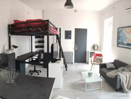 studio moderne meuble