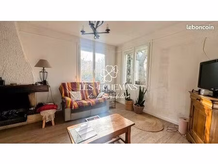 villa 4 pièces 80 m²