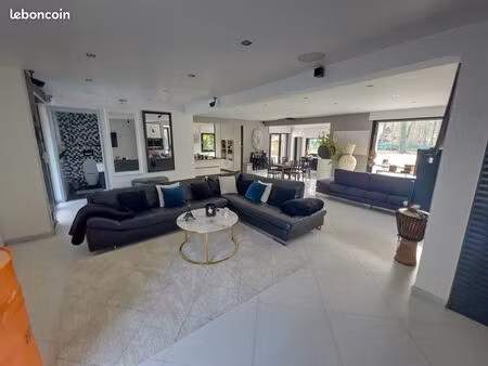 villa meublée dans le lys