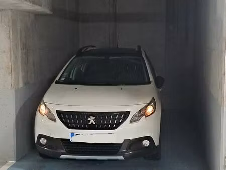 place de parking - quartier arsenal