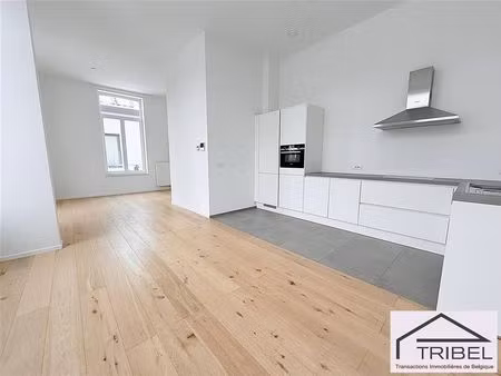 appartement à louer à rue verhulst 35 uccle (vbd70498)