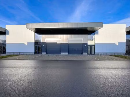 surface industrielle à louer à rue du polissou 38 achêne (vbd70512)