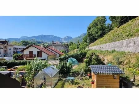 maison 5 pièces - 85 m²