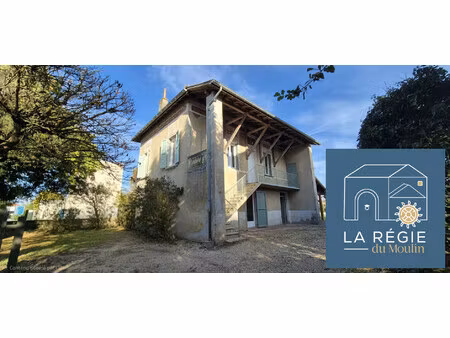 maison à louer les avenieres