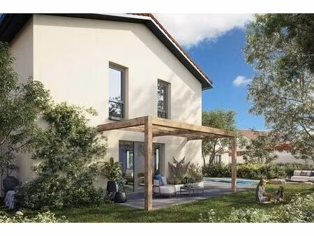 maison de luxe de 6 pièces en vente à toussieu  france