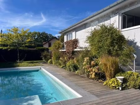 maison de luxe de 4 chambres en vente à cessy  auvergne-rhône-alpes