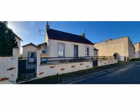 vente maison 7 pièces 94 m² montluçon (03100)