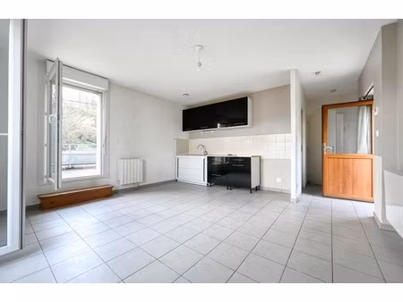 maison en limite de campagne - 6 pièces - hauteurs de givors