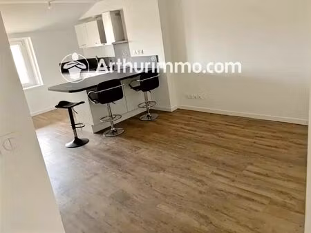 location appartement 3 pièces 52 m2 à trévoux