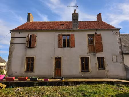 maison de bourg 8 pièces 187m² et dépendances