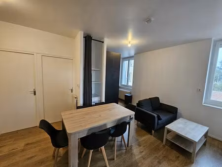 location appartement 3 pièces 52m² bourg en bresse 01000