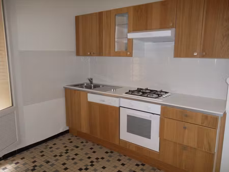 location appartement 4 pièces 65m² roanne 42300