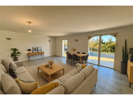 vente bureau 5 pièces 137 m² aix-en-provence (13100)