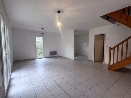 vente maison 4 pièces 83 m² à branne (33420)  174 418 €