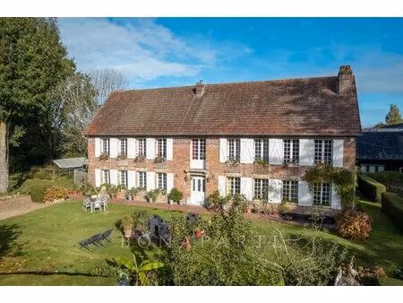 manoir xviie avec dépendances