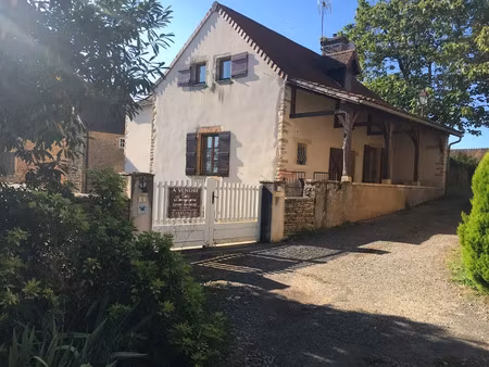 vente maison 4 pièces 95 m² à salornay-sur-guye (71250)  195 000 €