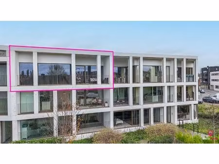 nieuwbouwappartement met 2 slaapkamers in centrum beringen!