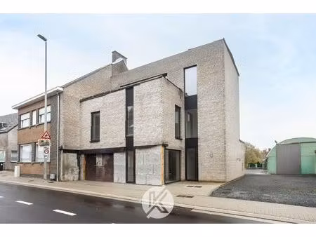 verder af te werken nieuwbouwwoning met potentieel