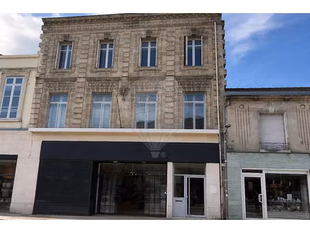 bureau 8 chambre(s) à vendre