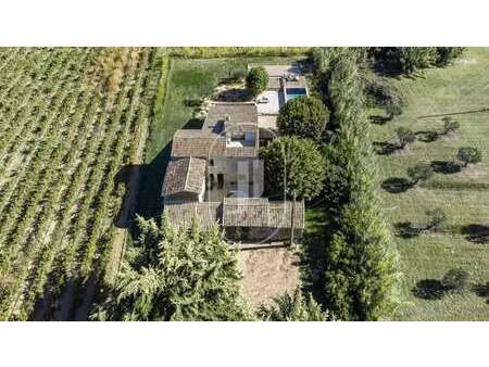 maison de luxe à vendre à vaison-la-romaine : 1 150 000 € | 245m²